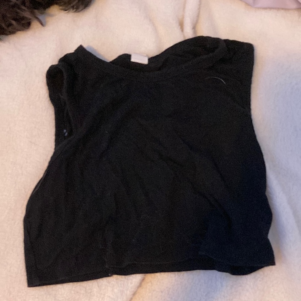 Black crop top
